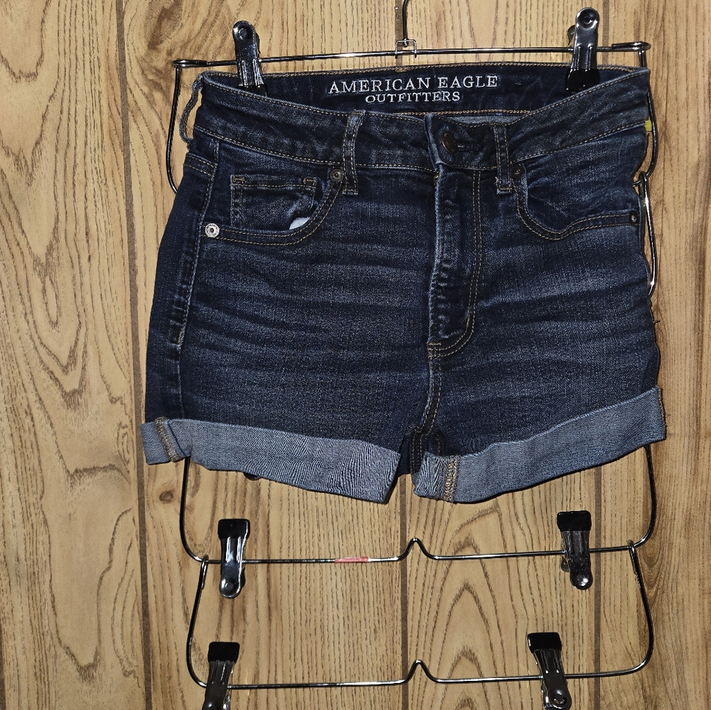 American Eagle Super High Rise Shortie Super Stretch Denim JeanShorts Size 8 EUC